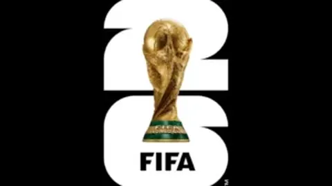 76人遭绿军首连败，马克西塔图姆齐飞40+，三人20+得分盛宴