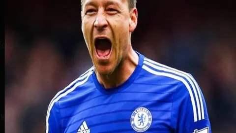 韩篮甲巅峰对决：两战连胜，风格激烈碰撞